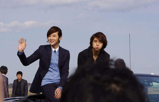 各國爆紅"張根碩"拍韓版電影《寵物情人》 各國爆紅"張根碩"拍韓版電影《寵物情人》