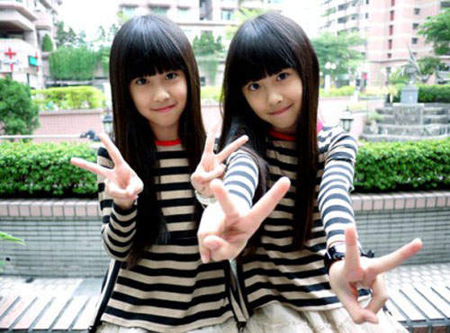 台灣鄧波爾 超萌雙胞胎蘿莉 周玗希&周玗函