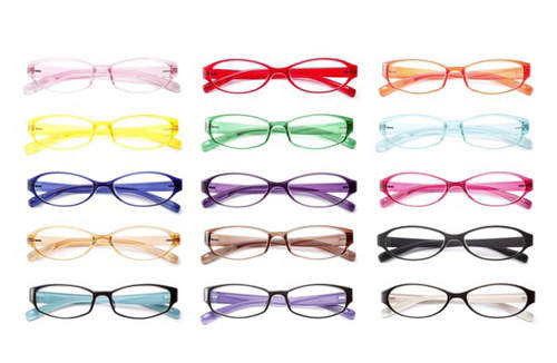 蒸氣眼鏡？！保護長時間面對電腦的眼睛《JINS PC》