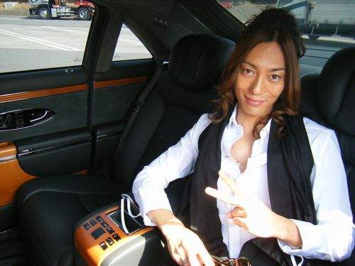 人稱《法拉利王子》的百億社長青山光司 人稱《法拉利王子》的百億社長青山光司