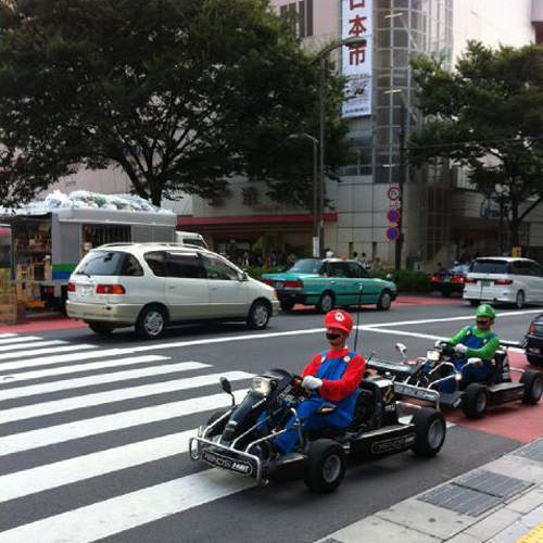 你沒看錯!真實版《瑪莉歐賽車》出現東京街頭! 你沒看錯!真實版《瑪莉歐賽車》出現東京街頭!