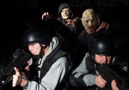 現實生活中的《殭屍生存遊戲》～我要殺出一條血路呀～！