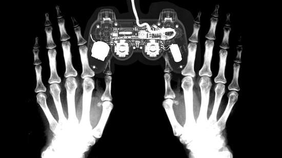 《電動玩太久的 10 個危險病徵》玩遊戲身體也要顧呀~ 《電動玩太久的 10 個危險病徵》玩遊戲身體也要顧呀~