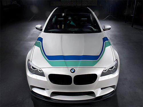IND改造《BMW M5》這回裡裡外外都不放過~ IND改造《BMW M5》這回裡裡外外都不放過~