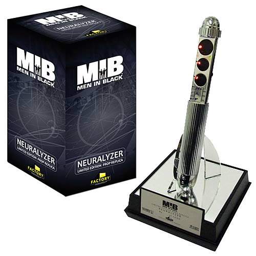 MIB記憶消除器 閃一下之後你就會認為凌凌漆很帥! MIB記憶消除器 閃一下之後你就會認為凌凌漆很帥!