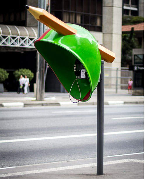 巴西《電話亭繽紛樂》~隨便打個電話也開心 巴西《電話亭繽紛樂》~隨便打個電話也開心