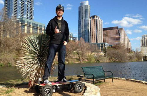 《體感電動滑板》咦！？這不是阿笠博士開發的唷... 