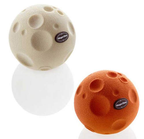 《月球蛋糕》 Haagen-Dazs 的 2012 聖誕蛋糕！（叫人忍不住想起Georges Melies♥）