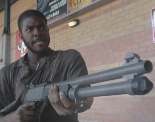 惡靈勢力粉絲影片版 規模不輸好萊塢嗨片的血腥(上膛)