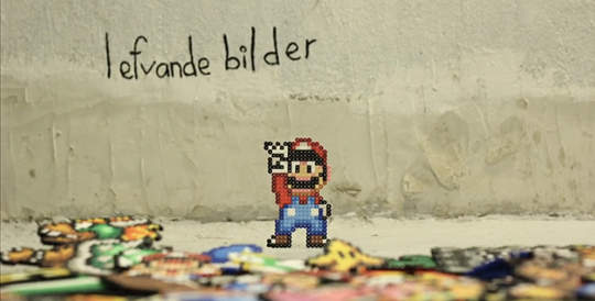 《超級瑪莉歐拼豆》點陣圖瑪莉歐在現實生活趴趴走~ 《超級瑪莉歐拼豆》點陣圖瑪莉歐在現實生活趴趴走~