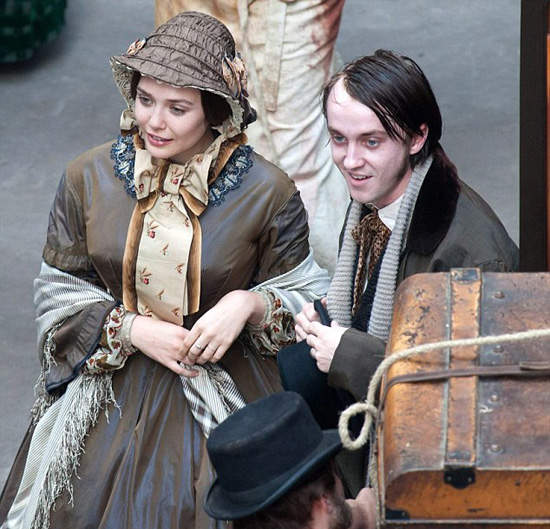 金髮小帥哥馬份......扮醜扮得還真徹底(淚目) 金髮小帥哥馬份......扮醜扮得還真徹底(淚目)