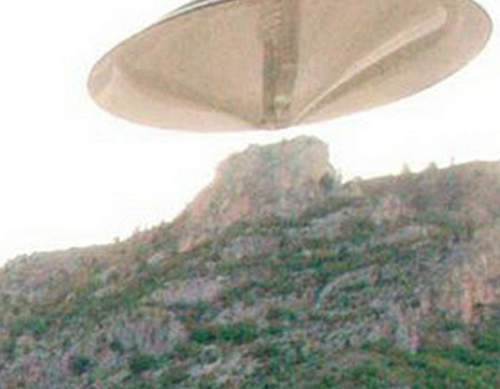 土耳其超激似飛碟照 這裡真的跟外星人很有緣XD