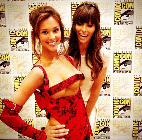 《攔截記憶碼》三個胸部的女人 三隻手才足以掌握啊~ 《攔截記憶碼》三個胸部的女人 三隻手才足以掌握啊~