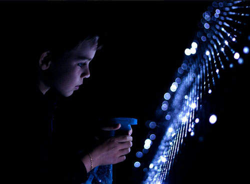 《水光LED牆》~一噴就閃亮亮☆