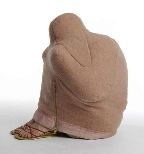 自以為《躲貓貓袋》你看不到我你看不到我.......才怪=<>=