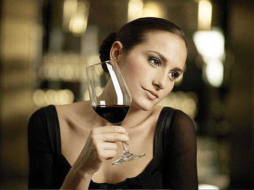 歪國人說她是日內瓦車展裡最迷人的麻斗～♥