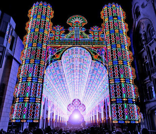 比利時燈光節～閃得我都要瞎了-●_●-