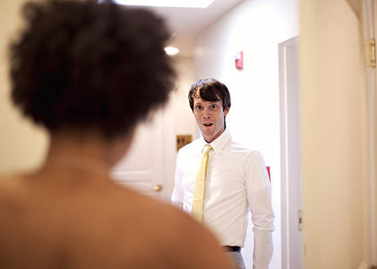 最浪漫的一刻 當新郎婚禮上首次看到新娘時