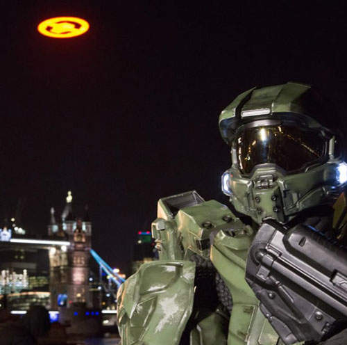 《最後一戰4》發售 倫敦首賣會現場驚現UFO!? 《最後一戰4》發售 倫敦首賣會現場驚現UFO!?