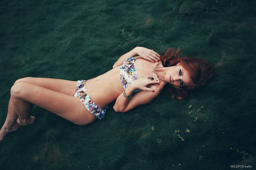 時尚性感《龐德女郎寫真》讓男人重回少年時光！！