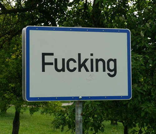 奧地利Fucking村 你好！我Fucking來的~請多多指教