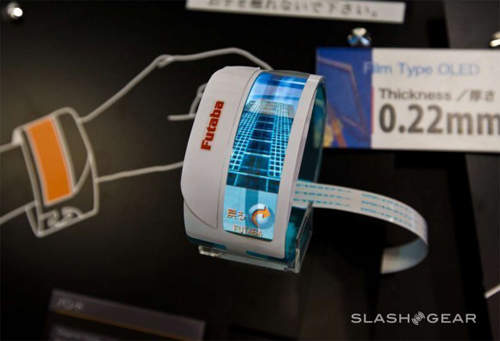 日本Futaba展出《超薄可彎曲螢幕手錶》 有著超科技的未來感