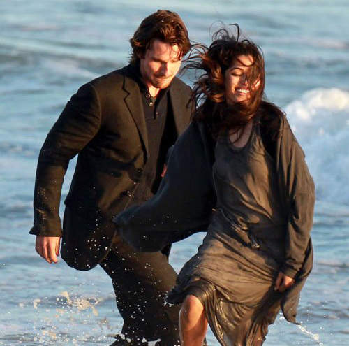 韋恩少爺魅力無法檔 新片就叫《大家都愛貝爾》好了