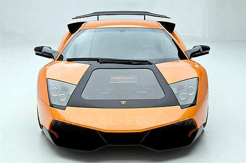 打開車頭蓋！這輛Lamborghini大牛擺了比引擎讓人更嗨的東西(？)