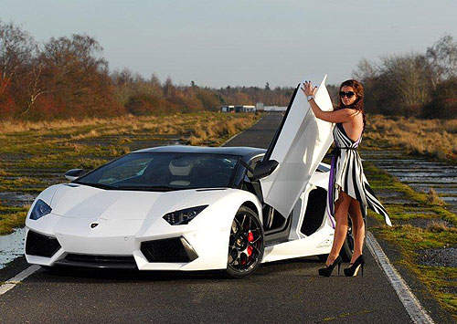 Oakley Design改造《Lamborghini Aventador》龍袍加身的大牛~ Oakley Design改造《Lamborghini Aventador》龍袍加身的大牛~
