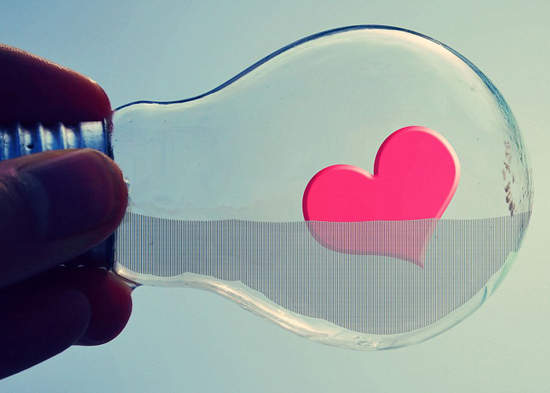 《電燈泡藝術》不發光也一樣溫暖♥ 《電燈泡藝術》不發光也一樣溫暖♥