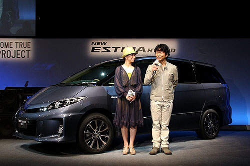 美夢成真開唱助陣~日規Toyota Previa小改款發表! 美夢成真開唱助陣~日規Toyota Previa小改款發表!