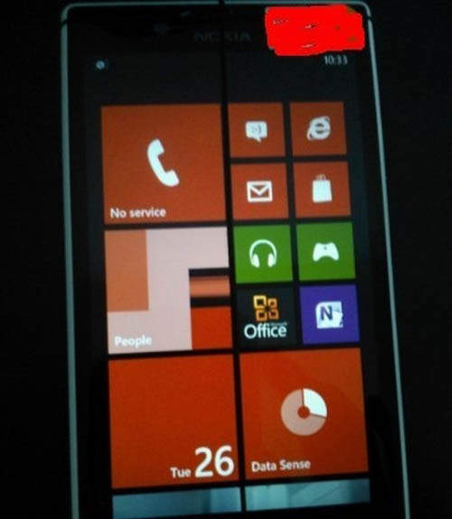 Nokia首發WP8新機之一《Lumia 820 》最新曝光照搶先流出!? Nokia首發WP8新機之一《Lumia 820 》最新曝光照搶先流出!?