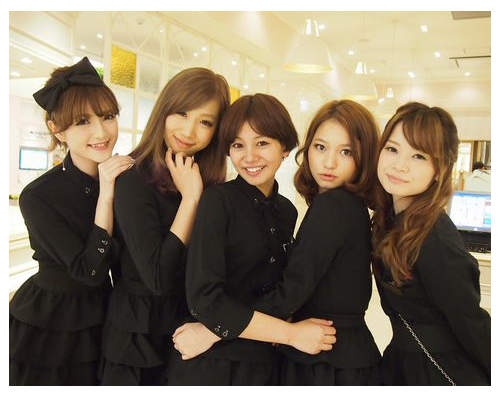 《麻豆店員咖啡廳》近距離接觸讀者模特兒也太咖薰♥