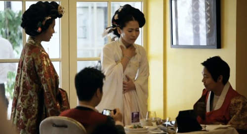 《神秘餐廳廣告》真相大白  真的會有尚宮娘娘來上菜XD 《神秘餐廳廣告》真相大白  真的會有尚宮娘娘來上菜XD