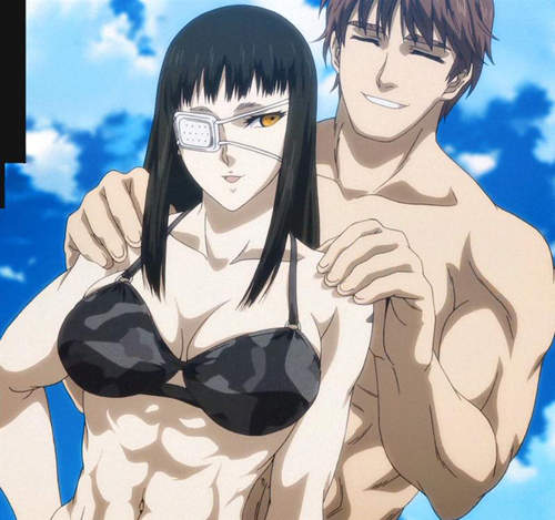 《軍火女王》久違的肉體美!肌肉女穿起比基尼也很優~ 《軍火女王》久違的肉體美!肌肉女穿起比基尼也很優~