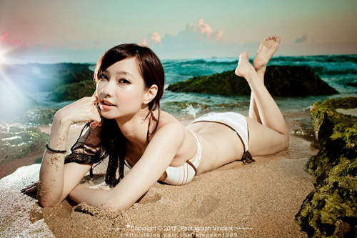 許芸珊(Sandy) 高雄車展中VW的大眼正妹SG 許芸珊(Sandy) 高雄車展中VW的大眼正妹SG