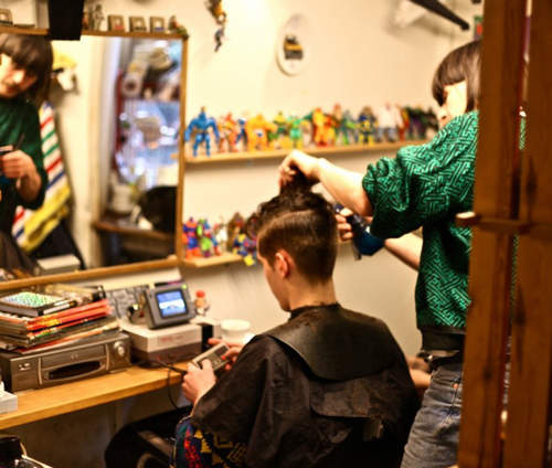 《Ruben & Bobby》 打電動+剪頭髮！