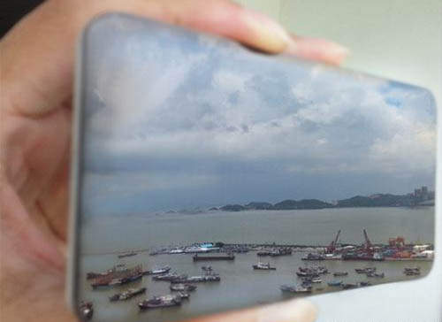 魅族《Meizu MX2》史上「最薄邊框」旗艦手機 發表前夕真機再曝光!? 魅族《Meizu MX2》史上「最薄邊框」旗艦手機 發表前夕真機再曝光!?