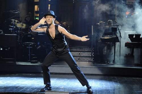 喬瑟夫高登李維《周六夜現場》大跳脫衣舞@口@