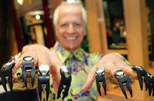 《剪刀爪》只要有錢，人人都可以當真人版剪刀手愛德華～