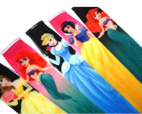 《迪士尼公主髮片》真的有公主在頭上喔~(嗯?) 《迪士尼公主髮片》真的有公主在頭上喔~(嗯?)