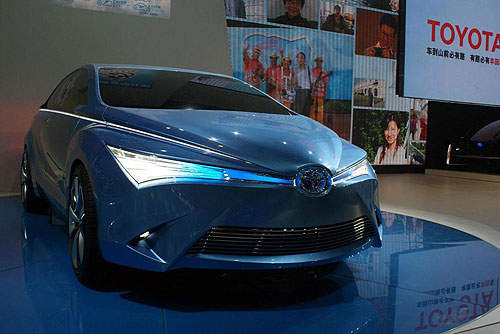 Toyota概念車三連發~大家比較喜歡哪輛車車呢? Toyota概念車三連發~大家比較喜歡哪輛車車呢?
