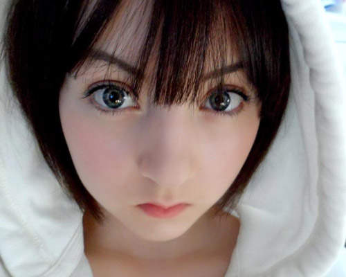 《蘿莉塔娃娃女》英國超紅15歲可愛妹 趴吐 《蘿莉塔娃娃女》英國超紅15歲可愛妹 趴吐