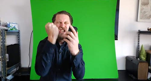 看一位蘇格蘭人如何使用Siri～