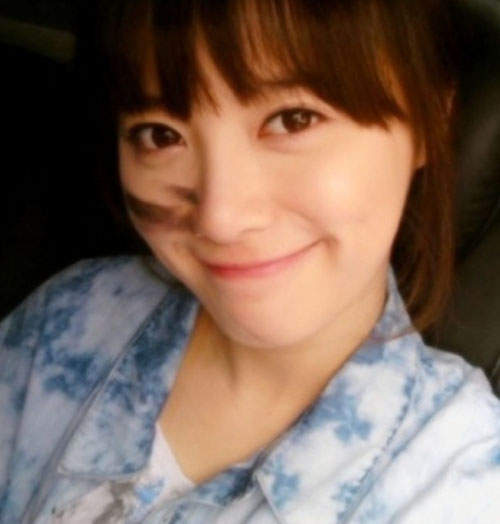 天然美女《具惠善》開心當回大學生