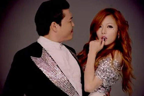 性感泫雅《哥哥！我的菜》再次轟動全世界