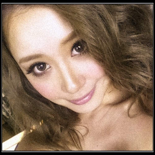 過去《魔術簡訊》裡的陷阱女孩現在成為市原隼人新緋聞女友（羞）