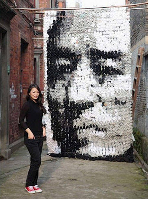 大導演張藝謀竟然從臭襪子裡冒出來？！(誤)