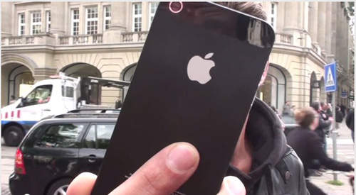 超爽的~我撿到一台iPhone 5 超爽的~我撿到一台iPhone 5