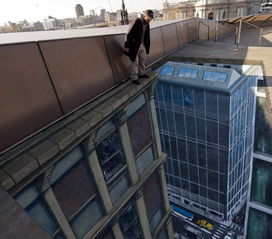 《驚天換日》真實版 畫家為什麼要跳樓？